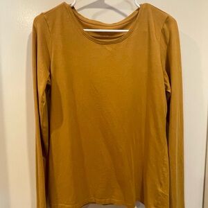 Tahari Women's Amber Long Sleeve Top